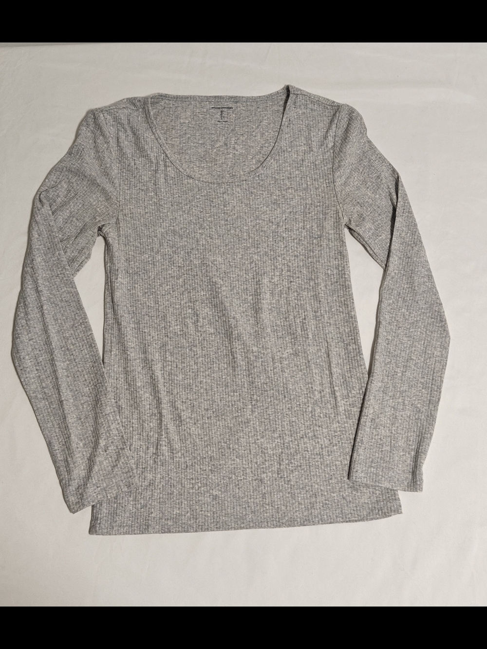 Amazon Essentials Light Gray Ribbed Long-Sleeve Women’s Top